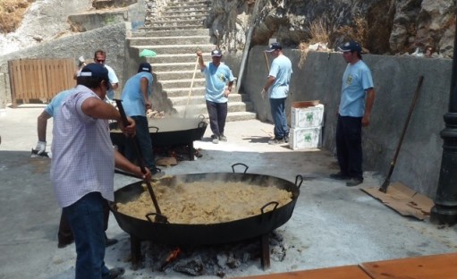 "team migas" preparing the feast for the visitors