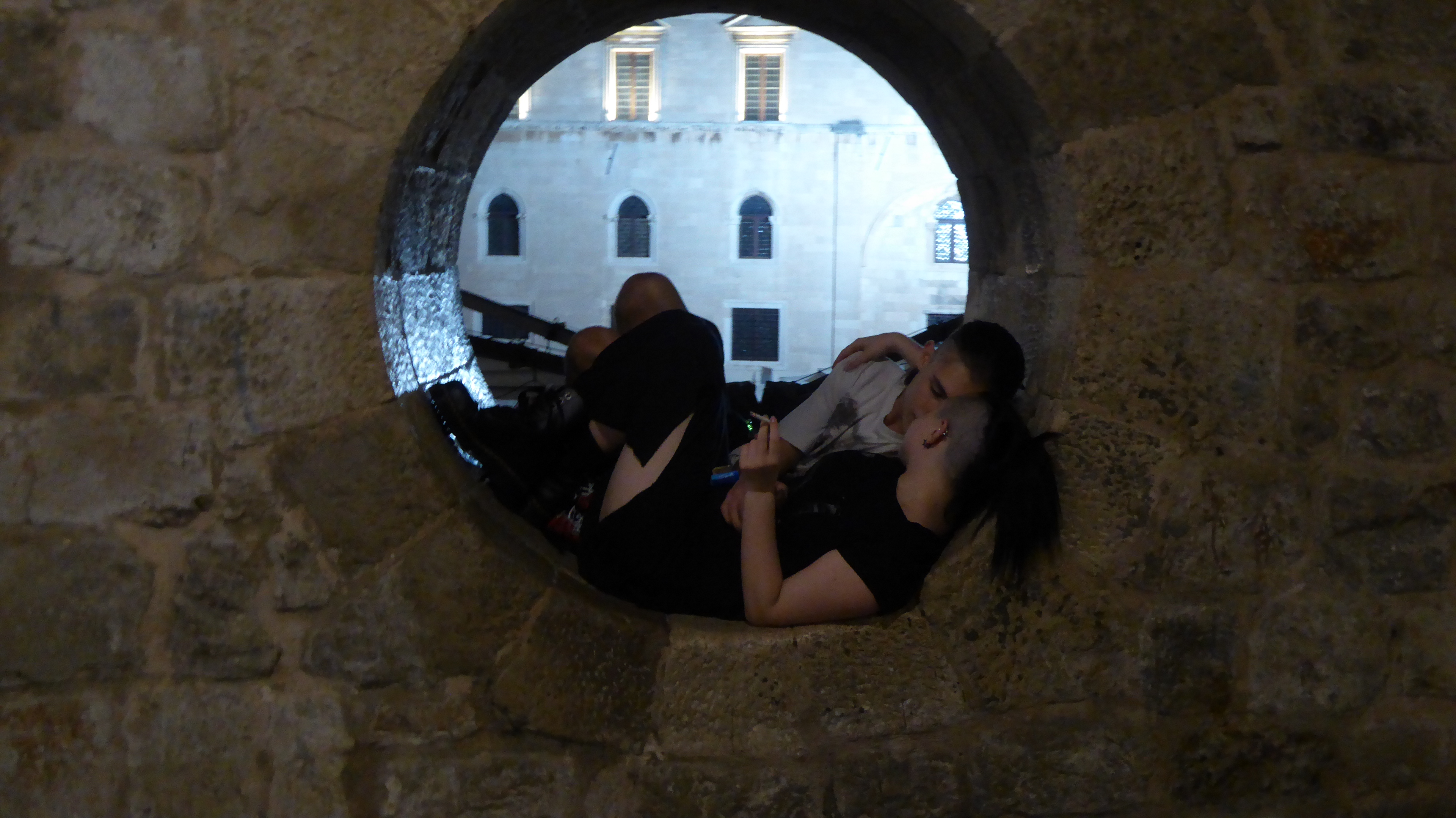 3D1E27E0-1742-4108-A04B-52DFA52D2B1E